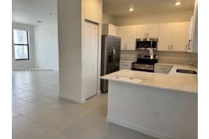 269 Sw 159th Ln 269 Pembroke Pines, FL 33027 - MLS#A11947836