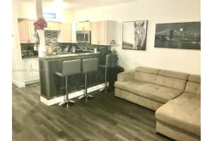 900 Sw 11th Ave 7c Hallandale Beach, FL 33009 - MLS#A11947854