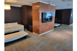 951 Brickell Ave 1110 Miami, FL 33131 - MLS#A11947877