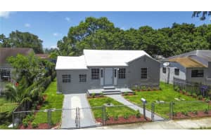 1051 Nw 63rd St, Miami