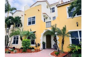 12407 Nw 18th Ct, Pembroke Pines