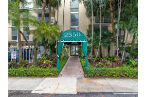 2350 Ne 135th St 614 North Miami, FL 33181 - MLS#A11947934