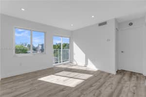 7925 Carlyle Ave APT 402, Miami Beach, FL 33141, - MLS#A11947980