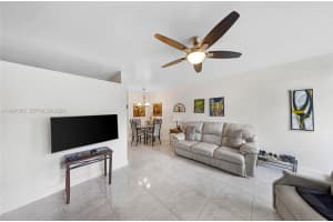 15610 Ne 6th Ave 9b Miami, FL 33162 - MLS#A11947993