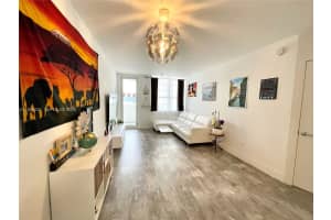 100 Lincoln Rd 518 Miami Beach, FL 33139 - MLS#A11948032