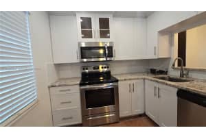 2900 NW 48th Terrace APT 310, Lauderdale Lakes, FL 33313, - MLS#A11948050