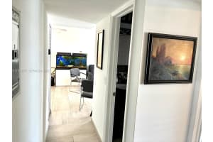 6820 W Flagler St 405 Miami, FL 33144 - MLS#A11948077