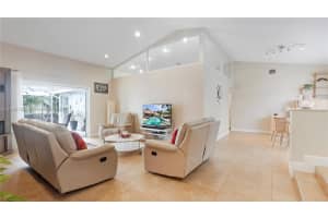 13310 Nw 11th Ln Sunrise, FL 33323 - MLS#A11948104