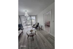 20400 W Country Club Dr 301, Aventura 20400 W Country Club Dr 301, Aventura