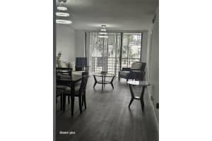 20400 W Country Club Dr 301 Aventura, FL 33180 - MLS#A11948136