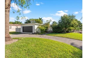 201 Golden Beach Dr Golden Beach, FL 33160 - MLS#A11948170