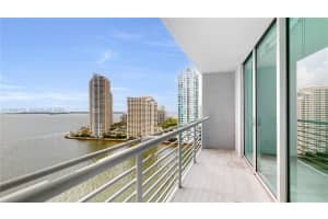 325 S Biscayne Blvd 2226, Miami