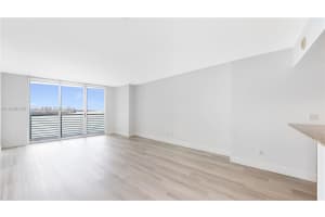 325 S Biscayne Blvd 2226 Miami, FL 33131 - MLS#A11948178