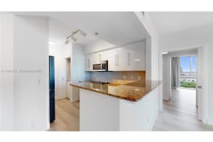 325 S Biscayne Blvd 2226 Miami, FL 33131 - MLS#A11948178