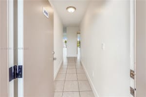 1950 W 54th St 412 Hialeah, FL 33012 - MLS#A11948193