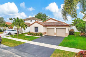 1975 Nw 191st Ave Pembroke Pines, FL 33029 - MLS#A11948196