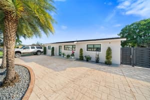 7874 Nw 175th St Hialeah, FL 33015 - MLS#A11948293