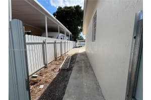 30 E 44th St 30 Hialeah, FL 33013 - MLS#A11948295