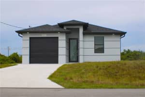 2814 68th St W Lehigh Acres, FL 33971 - MLS#A11948302