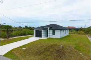 2814 68th St W Lehigh Acres, FL 33971 - MLS#A11948302