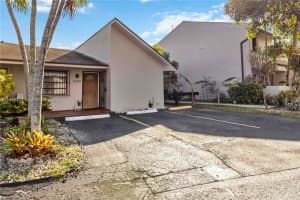 12241 Sw 24th Ter 39, Miami