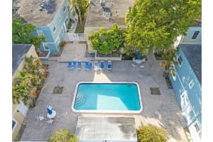 320 Se 10th Ave D Pompano Beach, FL 33060 - MLS#A11948331