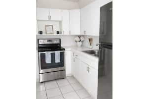 4845 Nw 7th St 106-5, Miami