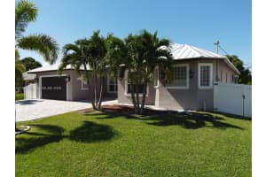 1749 Sw Desert Ave 0 Port Saint Lucie, FL 34953 - MLS#A11948402