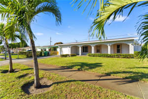 3521 NW 18th Pl, Fort Lauderdale, FL 33311, - MLS#A11948406