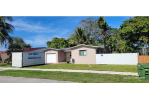 508 Sw 8th St, Hallandale Beach