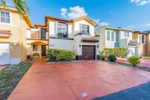 8735 Sw 158th Path, Miami