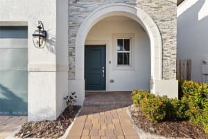 2405 Nw 131st Cir Miami, FL 33167 - MLS#A11948434