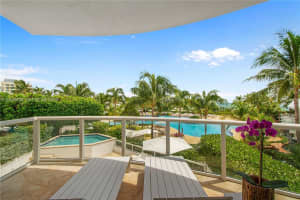 50 S Pointe Dr Twn2 Miami Beach, FL 33139 - MLS#A11948498