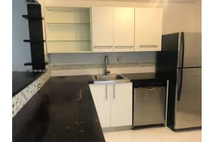 8040 N Colony Cir N 101, Tamarac