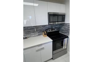 MLS# A11948531, Weston, Florida 33326