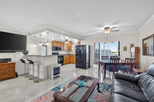 2731 Ne 14th St Cswy 1019 Pompano Beach, FL 33062 - MLS#A11948549