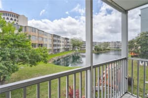 1700 NE 191st St APT 202, Miami, FL 33179, - MLS#A11948568