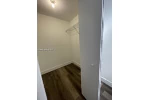 321 Lakeview Dr 105 Weston, FL 33326 - MLS#A11948604