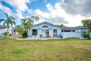 15235 Sw 64th Ter 9-35, Miami