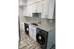 1840 S Treasure Dr 15 North Bay Village, FL 33141 - MLS#A11948645