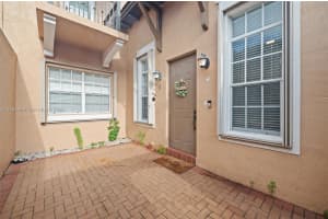 622 Sw 147th Ter 1 Pembroke Pines, FL 33027 - MLS#A11948666