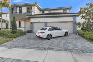 10890 Shore St Parkland, FL 33076 - MLS#A11948697