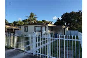 250 Nw 118th St Miami, FL 33168 - MLS#A11948712