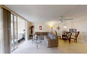 2800 W Sunrise Lakes Dr 101 Sunrise, FL 33322 - MLS#A11948713