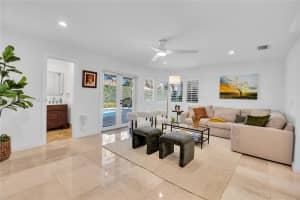 8515 Nw 168th Ter Miami Lakes, FL 33016 - MLS#A11948716