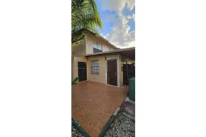 120 Sw 108th Ave I1 Sweetwater, FL 33174 - MLS#A11948821