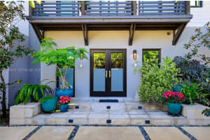 1680 Onaway Dr Coconut Grove, FL 33133 - MLS#A11948824