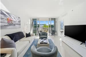 2155 Washington Ct 303 Miami Beach, FL 33139 - MLS#A11948833