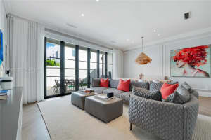 2615 Anderson Rd Coral Gables, FL 33134 - MLS#A11948855