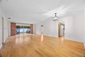 8525 Sw 100th Ave Miami, FL 33173 - MLS#A11948867